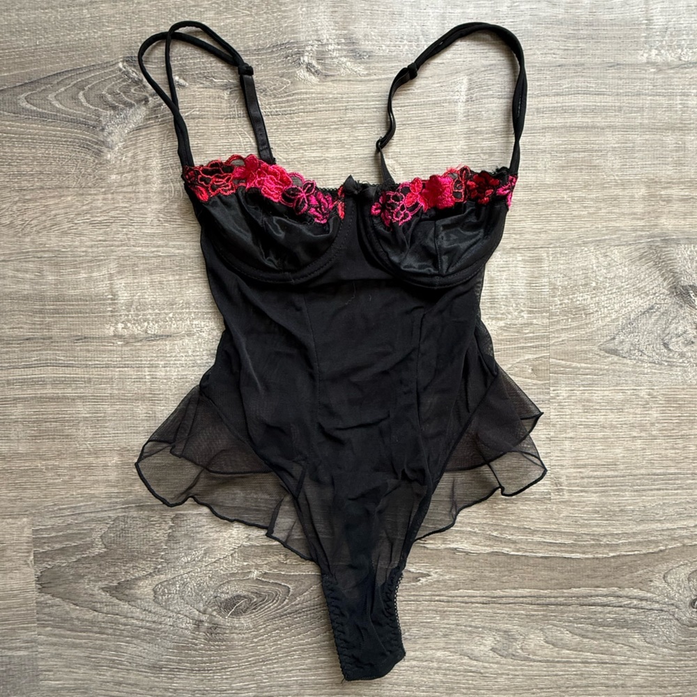 Frederick's of Hollywood Black and Pink Lace Bodysuit XS/S